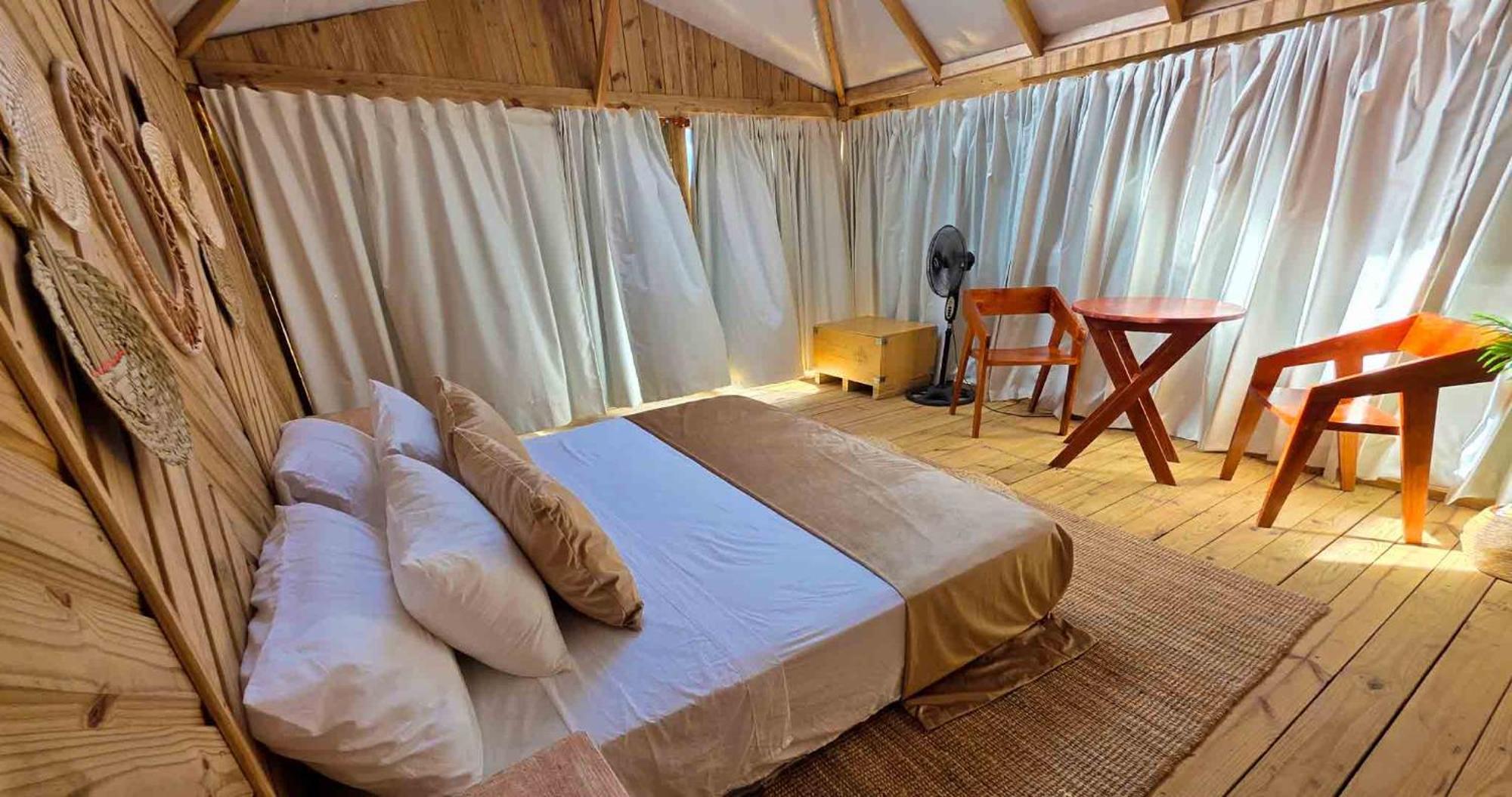 Glamping Ecolodge Cueva De Las Aguilas Pedernales Exterior photo